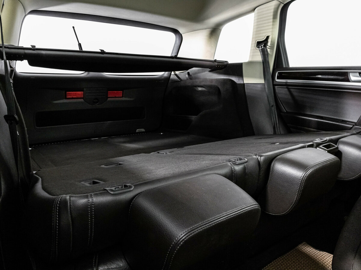 Volkswagen Touareg II, 2012 Фото №19