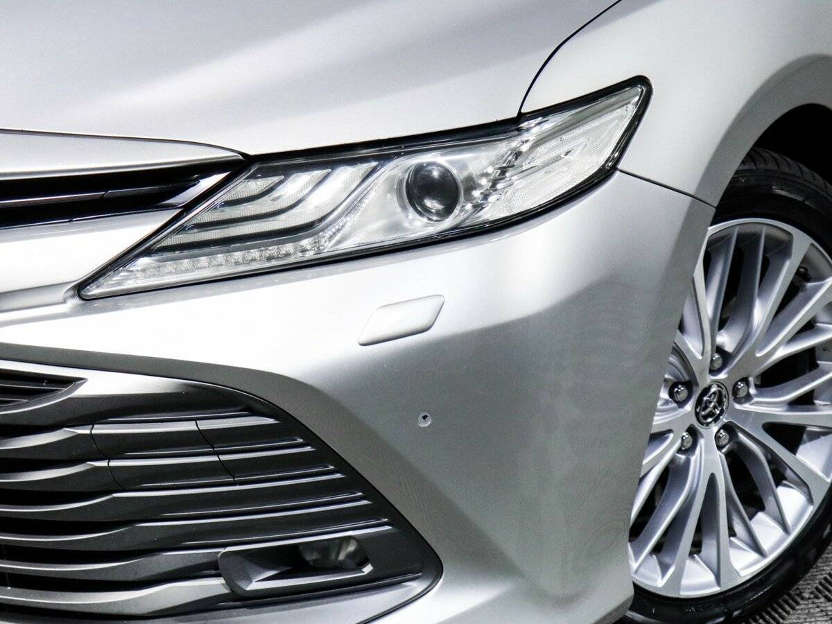 Toyota Camry, 2018 Фото №16
