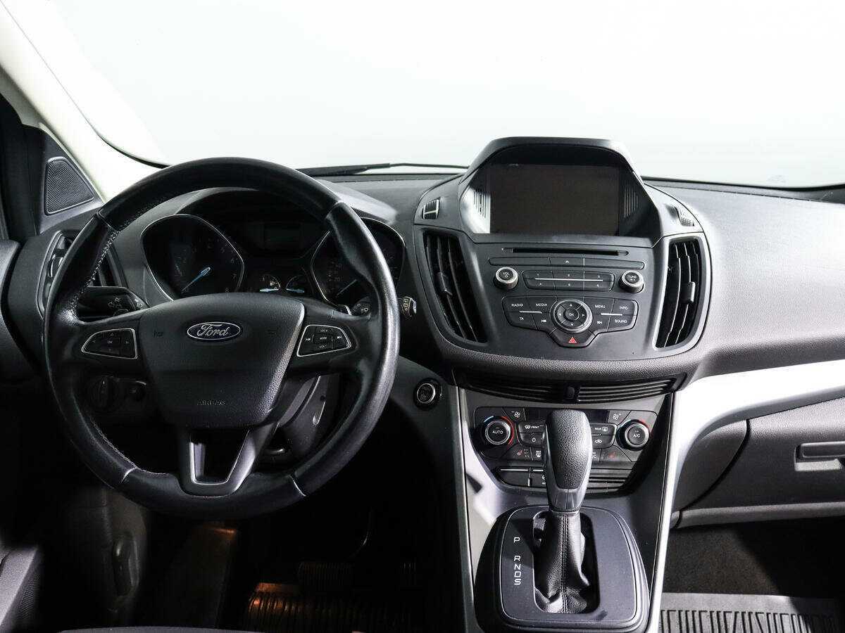 Ford Kuga, 2017 Фото №10