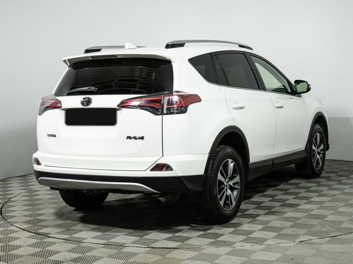 Toyota RAV4 IV (XA40) Рестайлинг, 2016 Фото №4