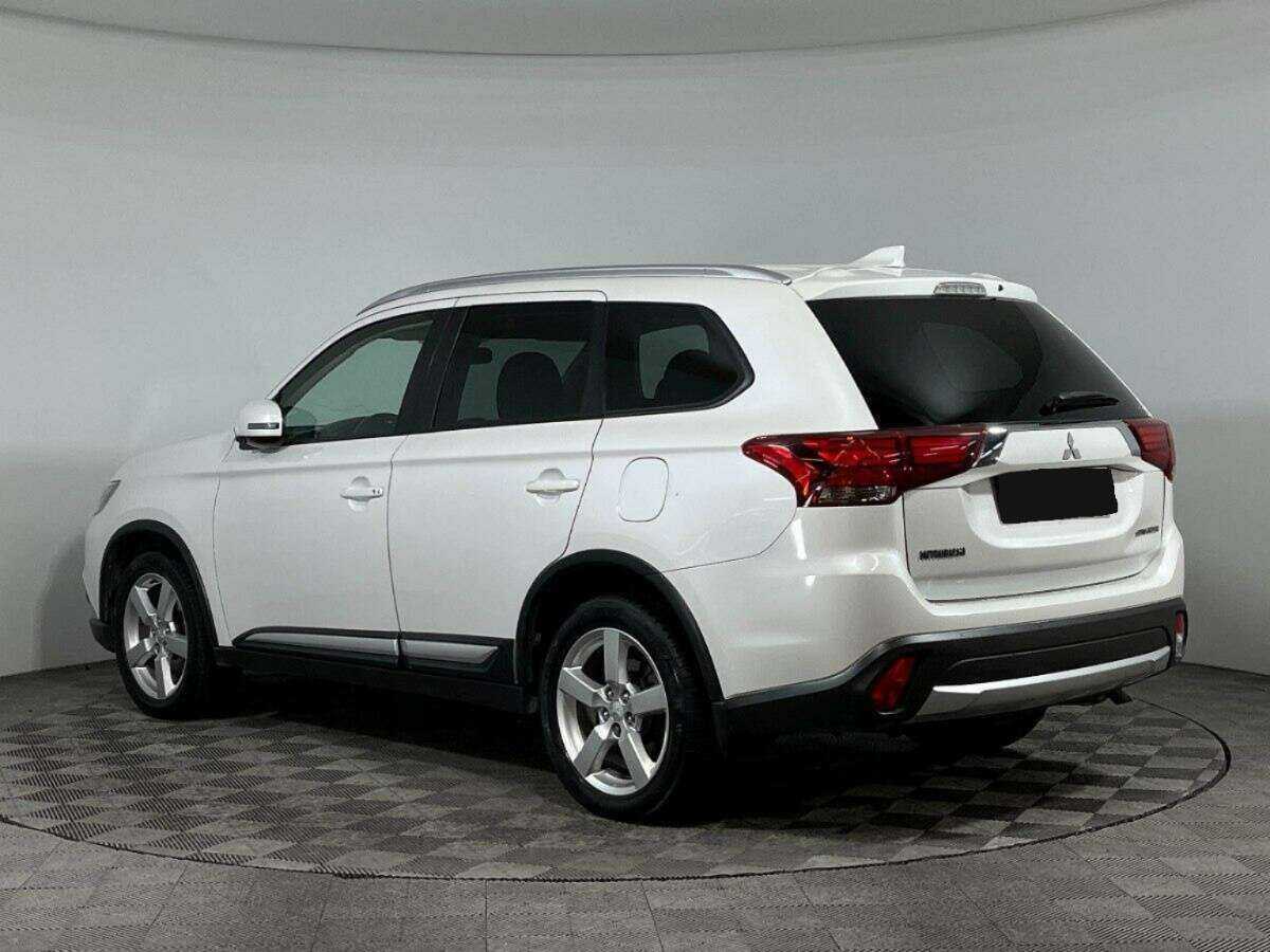 Mitsubishi Outlander, 2018 Фото №7