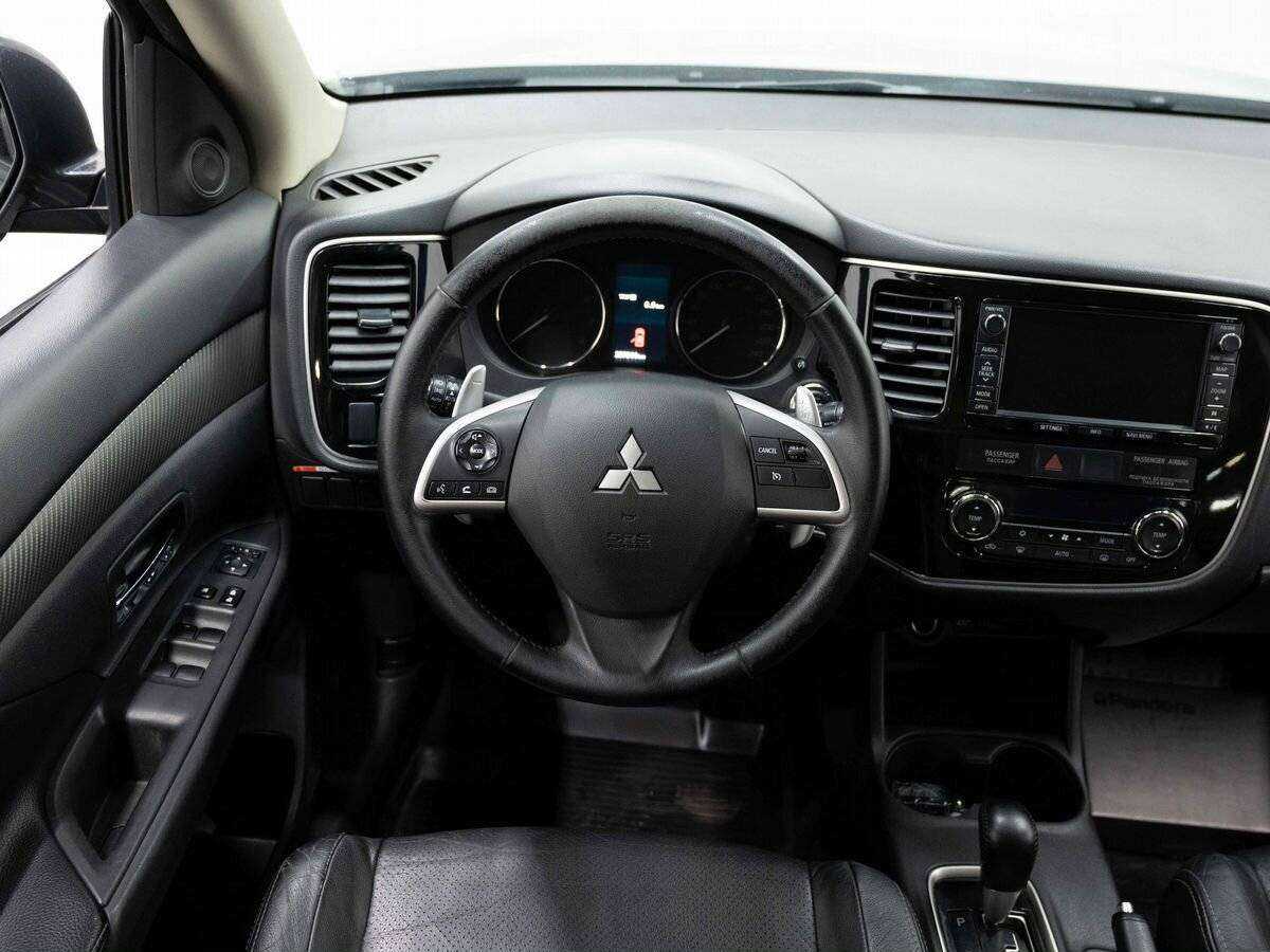 Mitsubishi Outlander, 2013 Фото №14