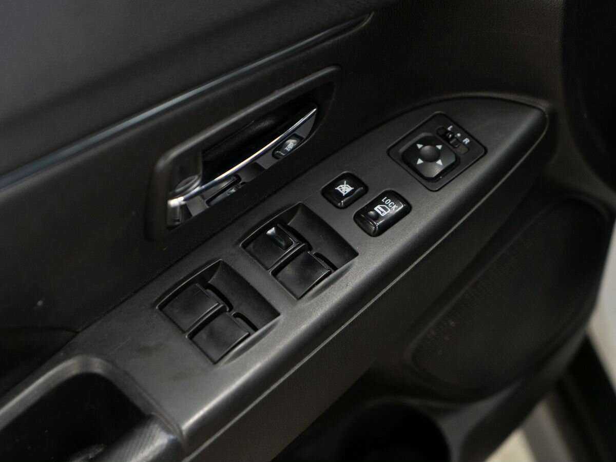 Mitsubishi ASX, 2013 Фото №14