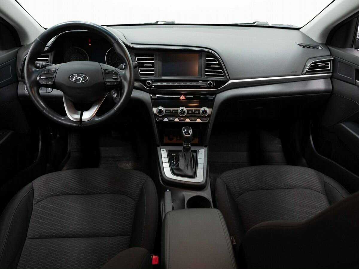 Hyundai Elantra, 2020 Фото №15