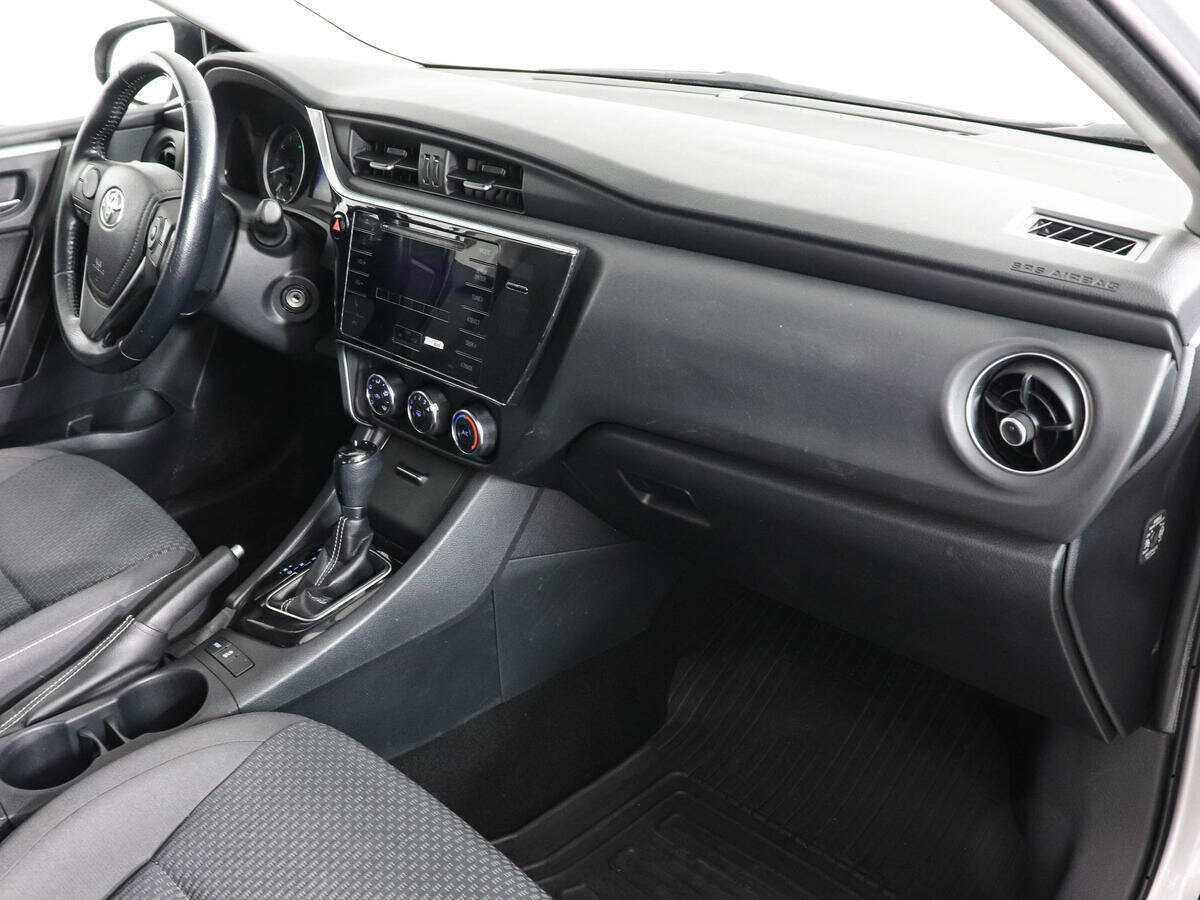 Toyota Corolla, 2017 Фото №10