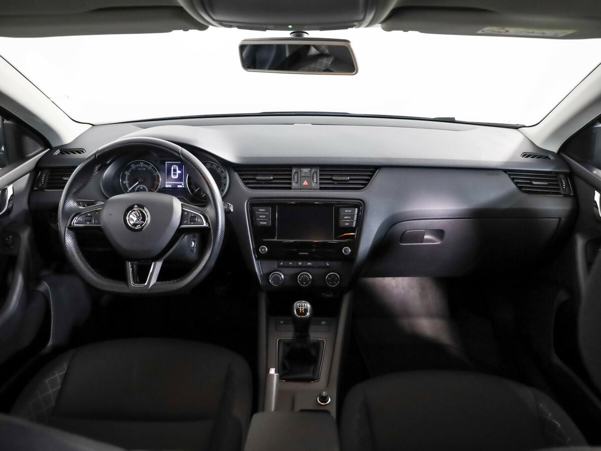 Skoda Octavia III (A7) Рестайлинг, 2019 Фото №7