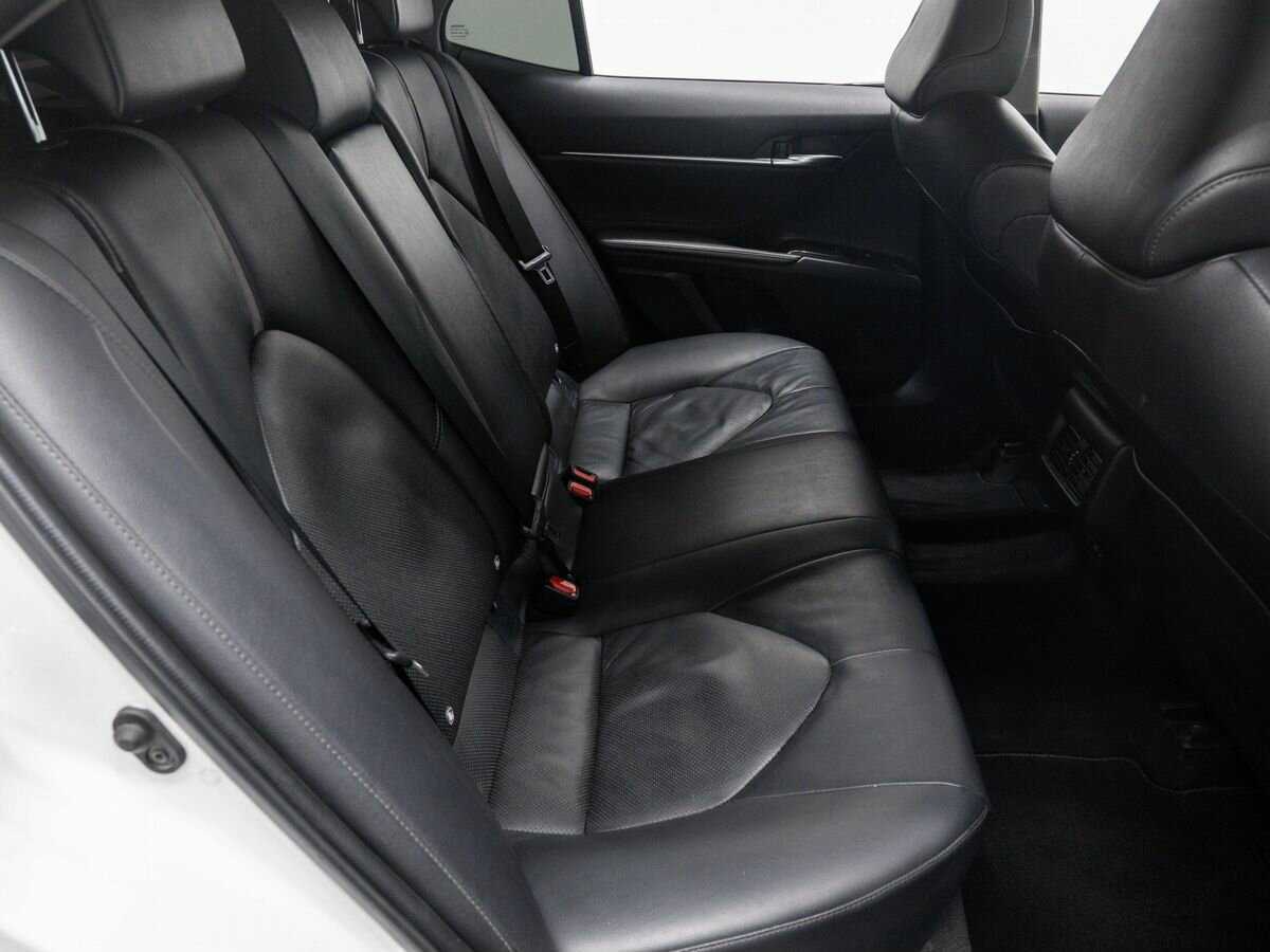 Toyota Camry, 2022 Фото №9
