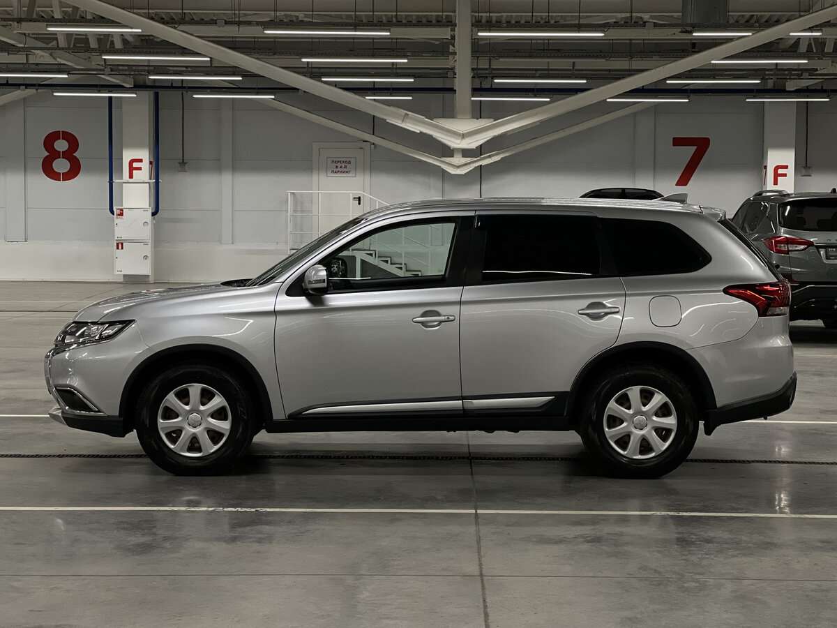 Mitsubishi Outlander, 2017 Фото №8