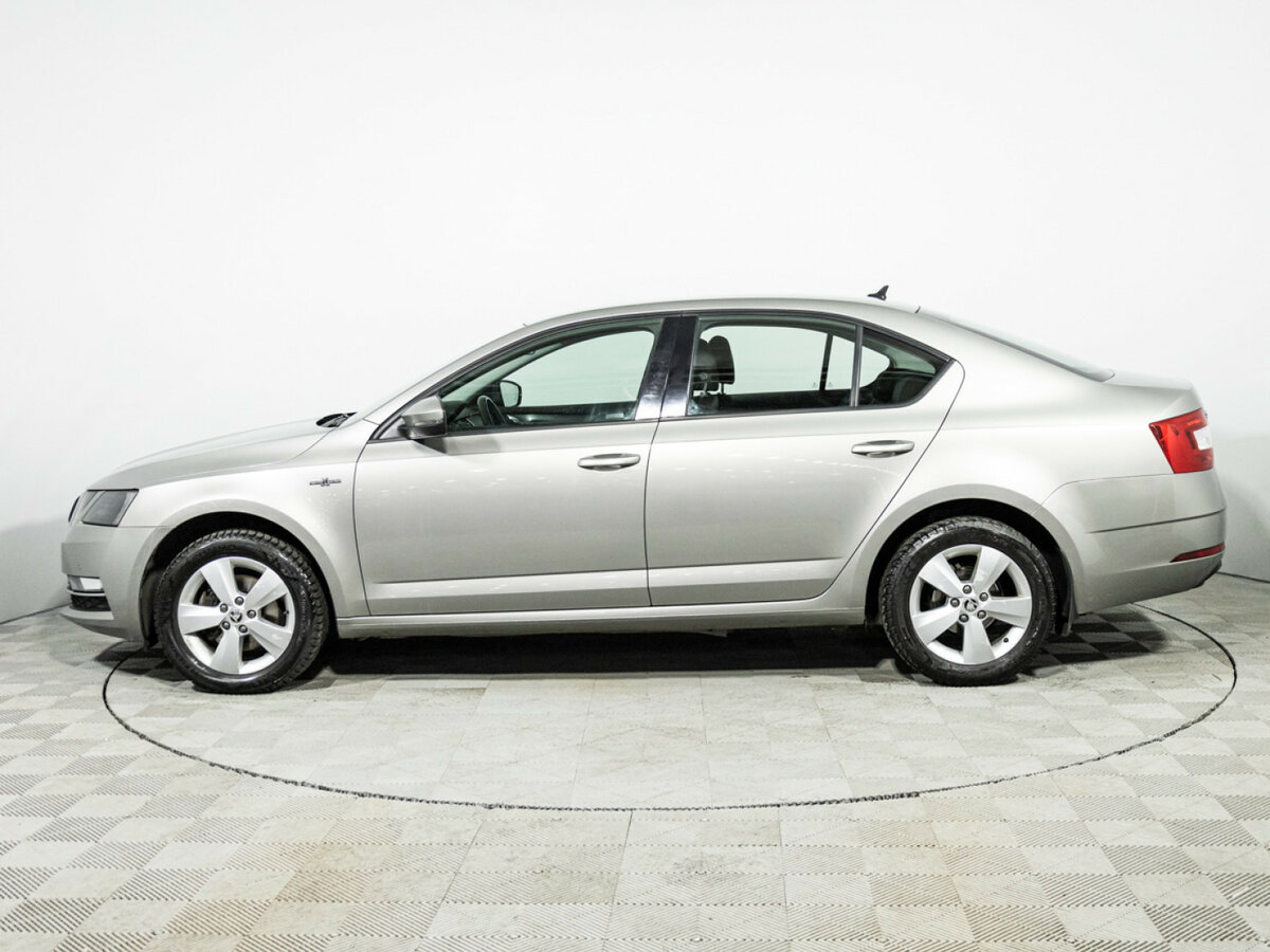 Skoda Octavia III (A7) Рестайлинг, 2019 Фото №8