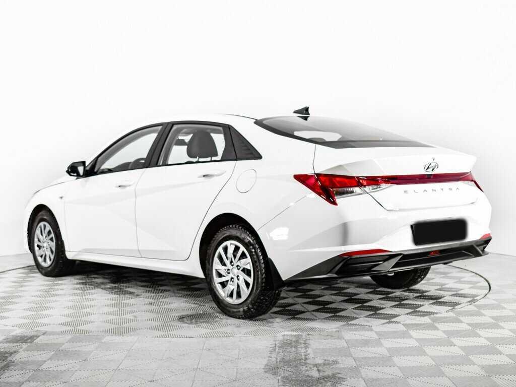 Hyundai Elantra, 2021 Фото №7