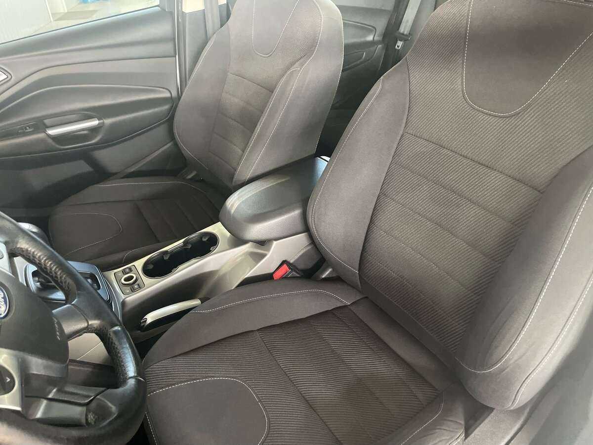 Ford Kuga, 2015 Фото №16