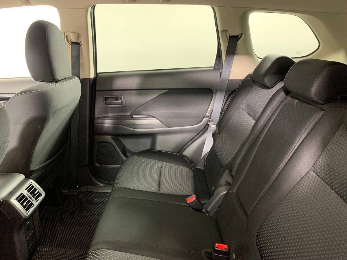 Mitsubishi Outlander, 2019 Фото №18