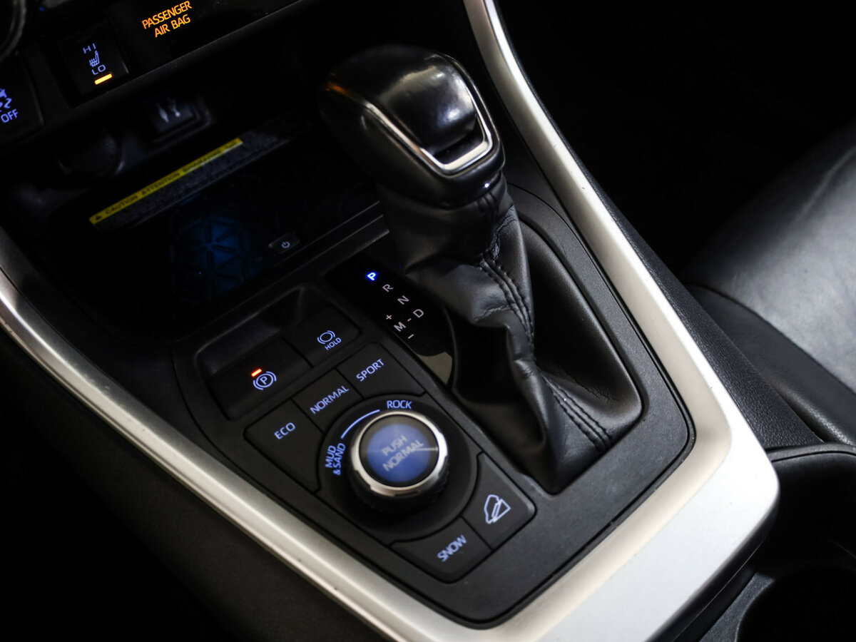 Toyota RAV4 V (XA50), 2019 Фото №16