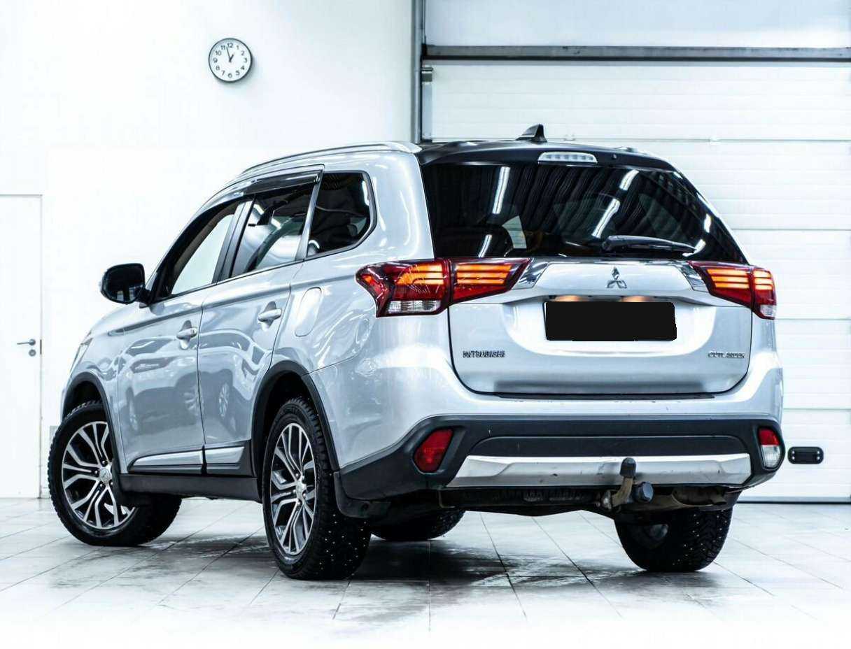 Mitsubishi Outlander, 2017 Фото №4