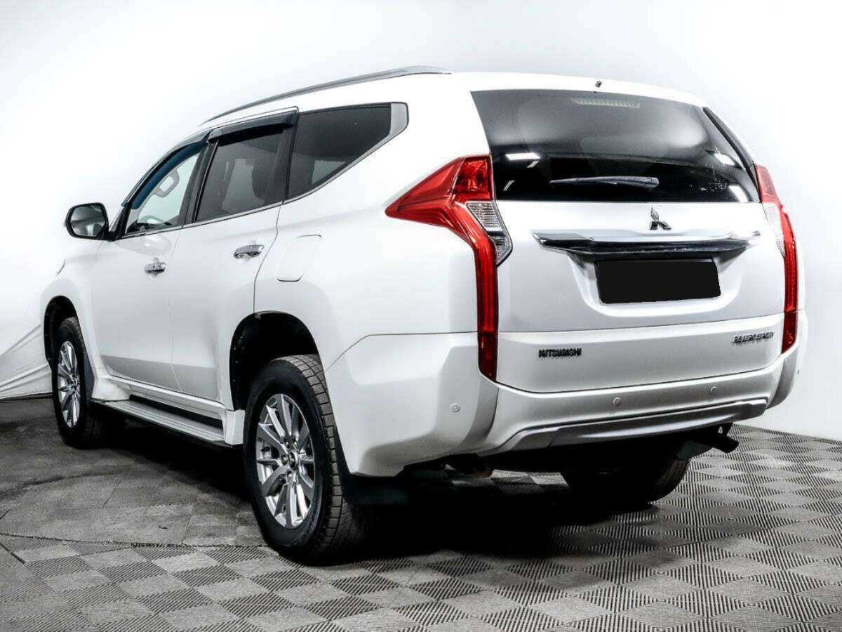 Mitsubishi Pajero Sport, 2017 Фото №6
