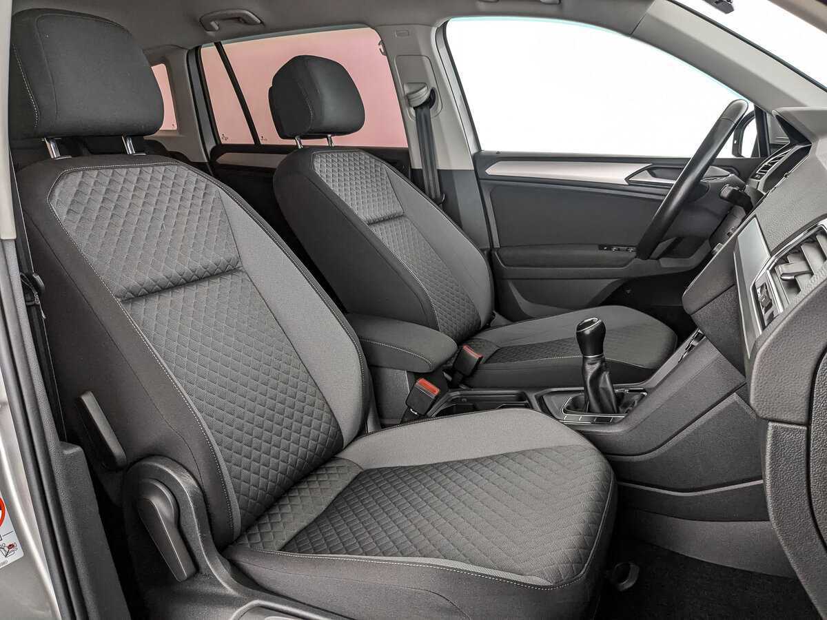 Volkswagen Tiguan, 2019 Фото №20