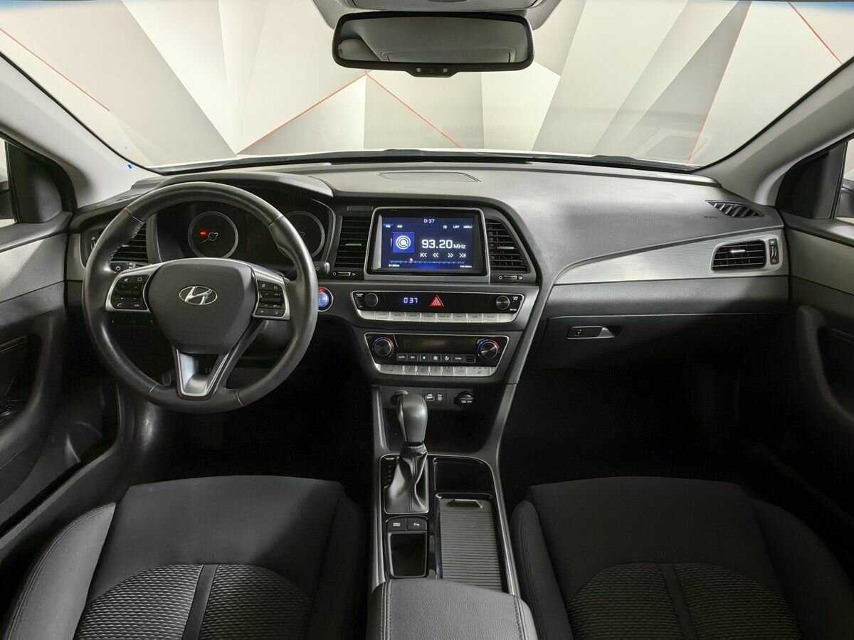 Hyundai Sonata, 2018 Фото №10