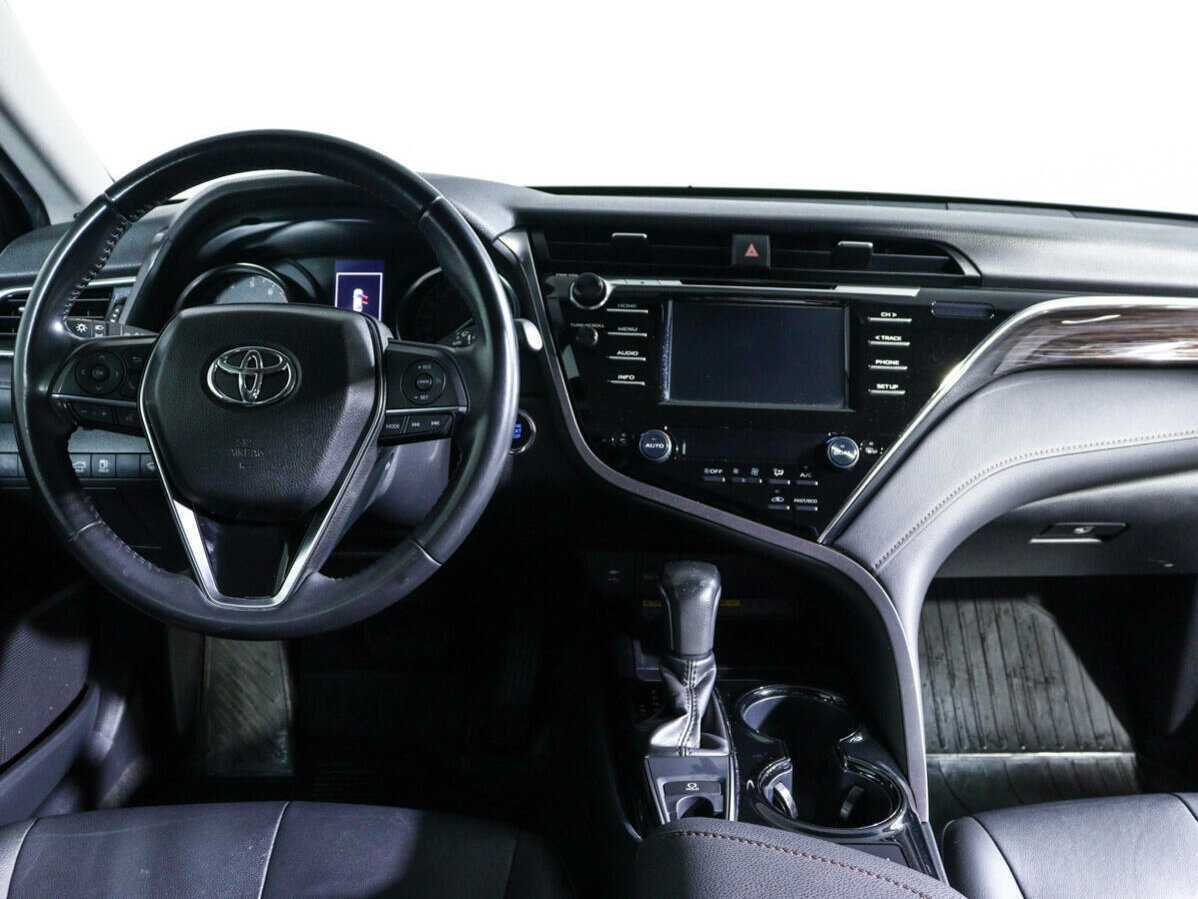Toyota Camry, 2020 Фото №12