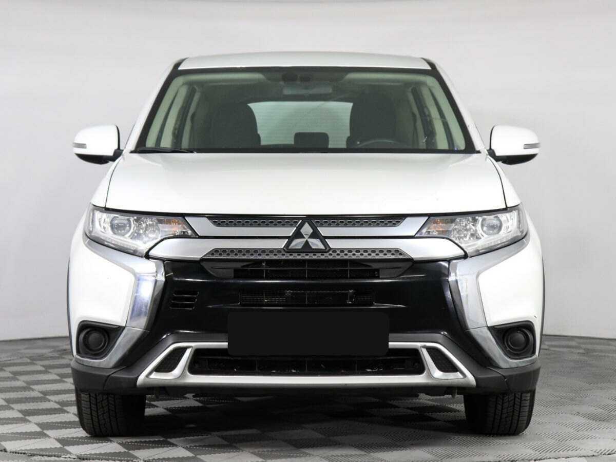 Mitsubishi Outlander, 2020 Фото №2