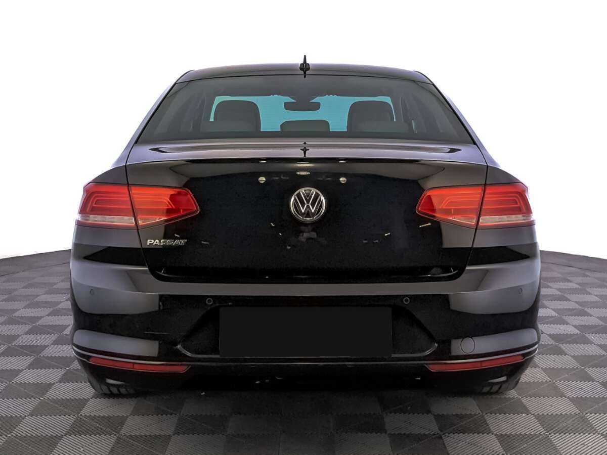 Volkswagen Passat, 2018 Фото №6