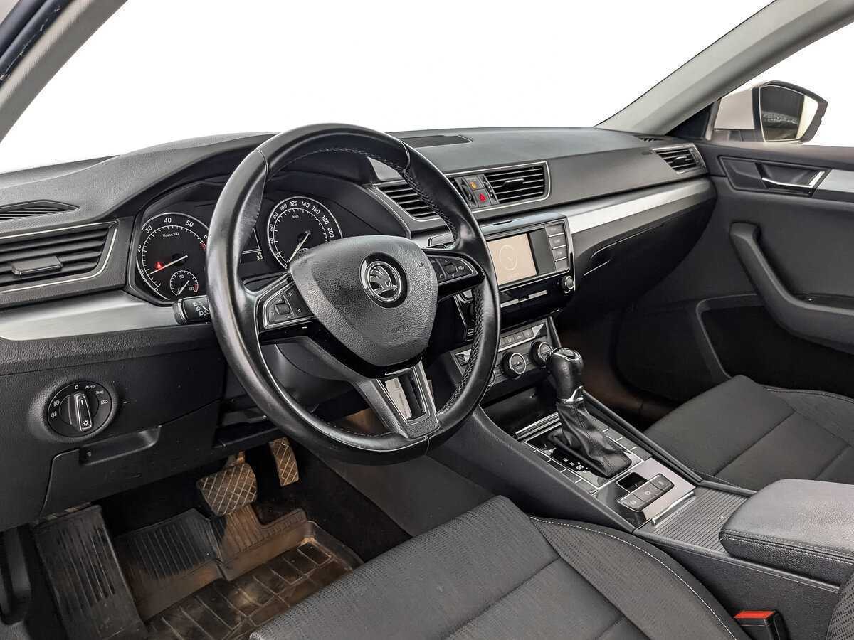 Skoda Superb, 2017 Фото №10