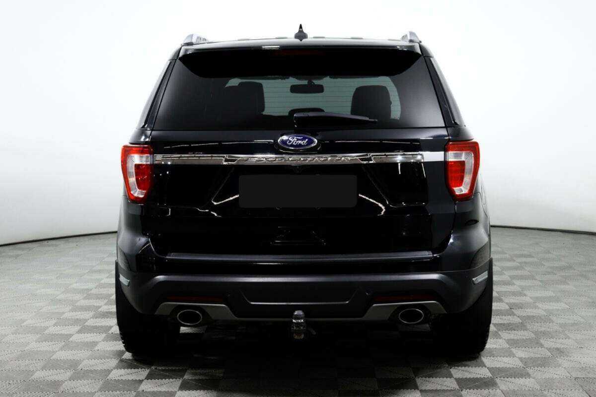 Ford Explorer, 2018 Фото №6