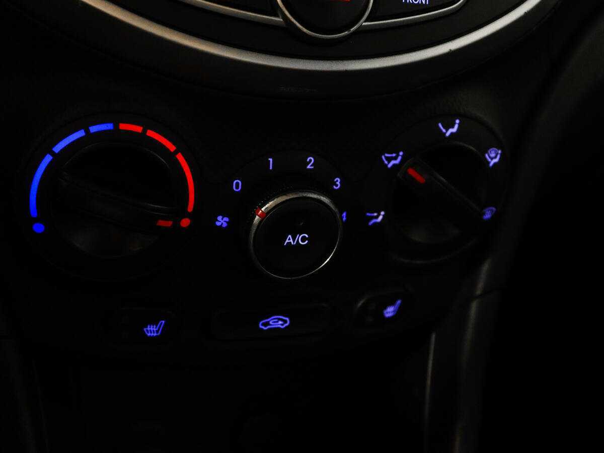 Hyundai Solaris, 2013 Фото №16