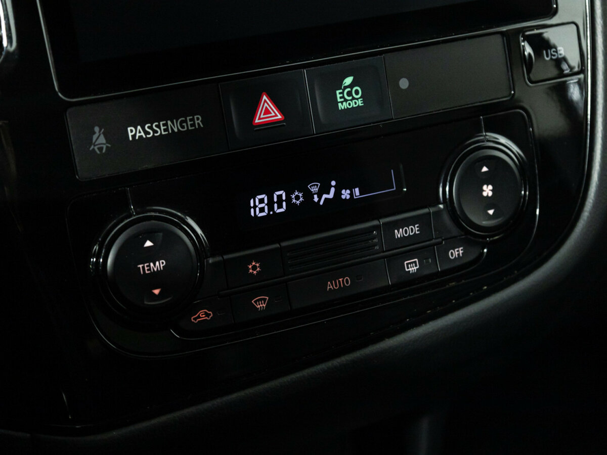 Mitsubishi Outlander III Рестайлинг 3, 2022 Фото №12