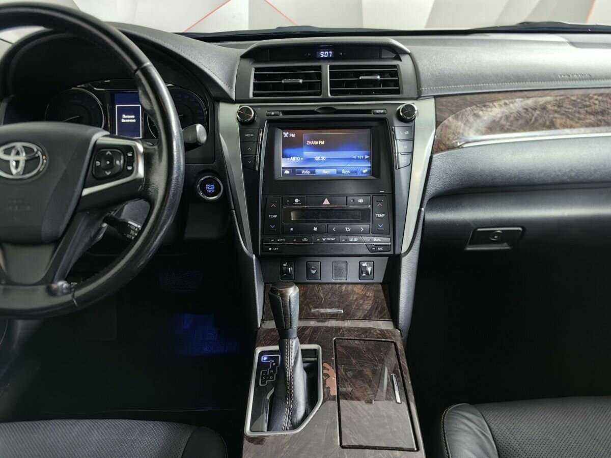 Toyota Camry, 2017 Фото №11
