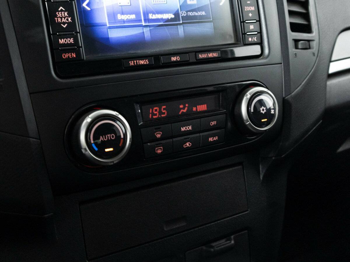 Mitsubishi Pajero, 2012 Фото №16