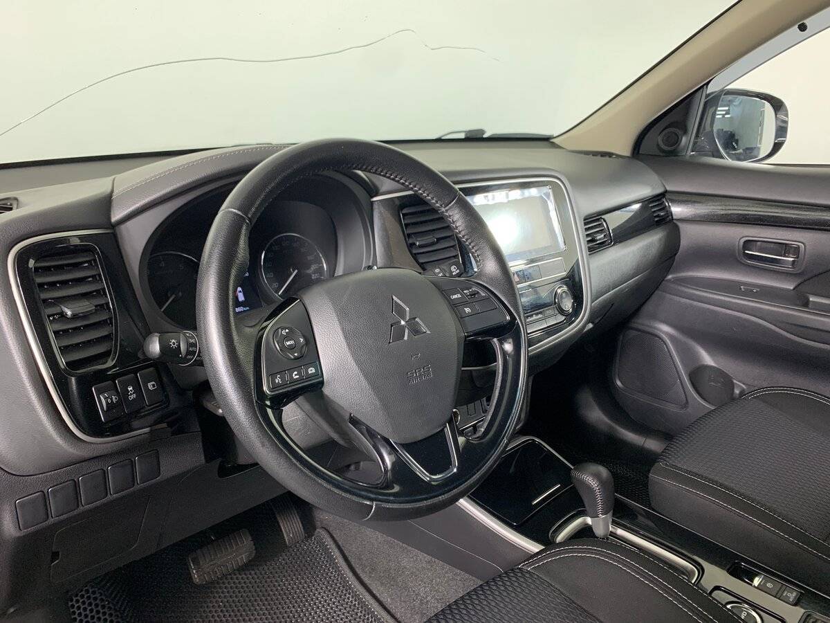 Mitsubishi Outlander, 2019 Фото №11