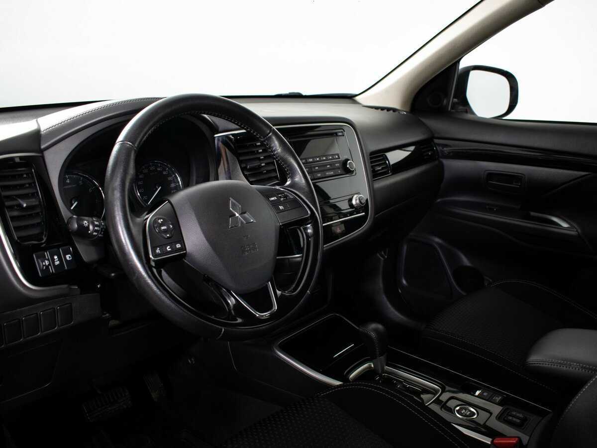 Mitsubishi Outlander, 2020 Фото №13