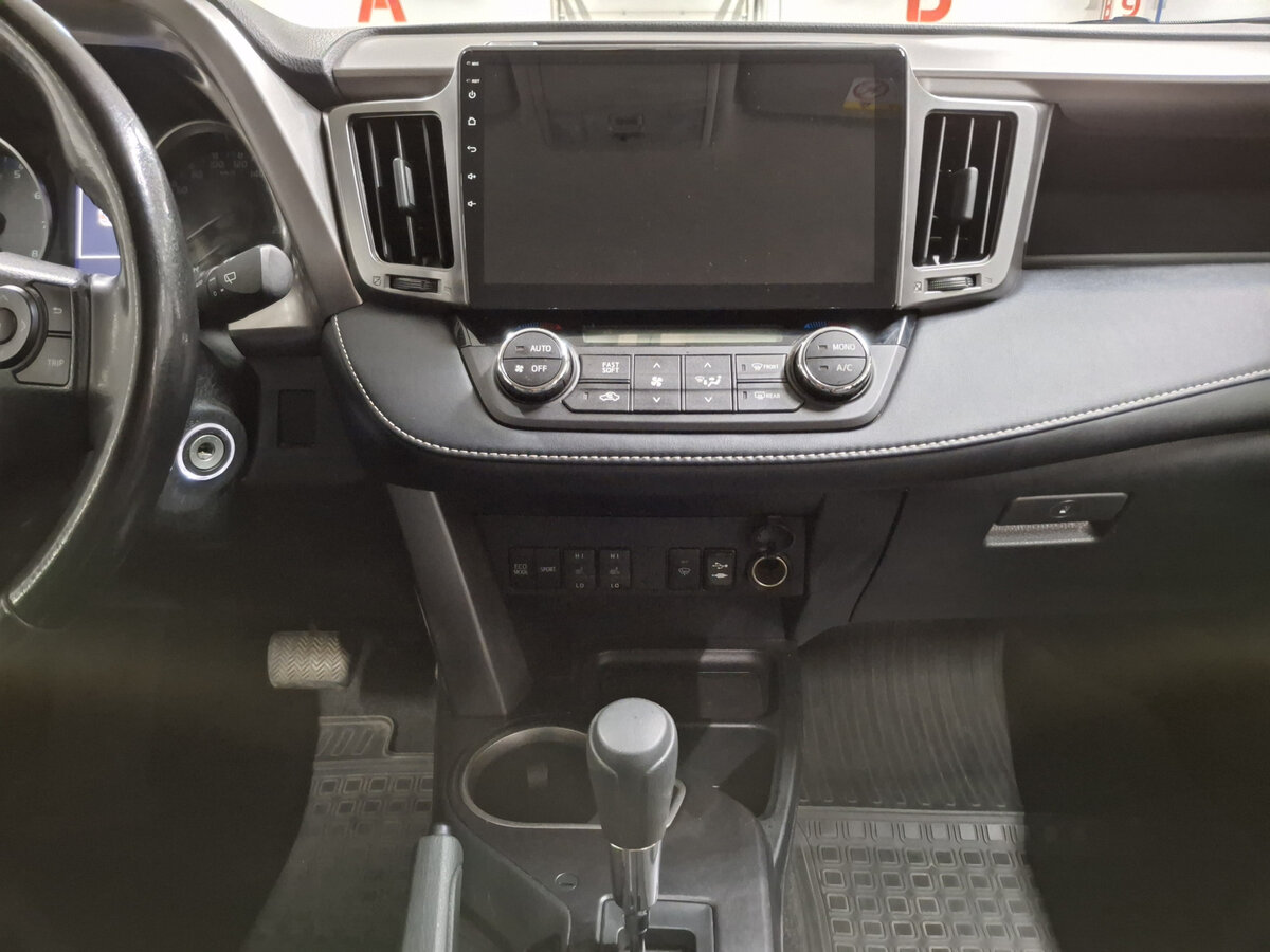 Toyota RAV4 IV (XA40) Рестайлинг, 2019 Фото №15