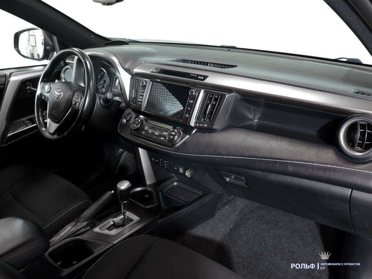 Toyota RAV4, 2019 Фото №8
