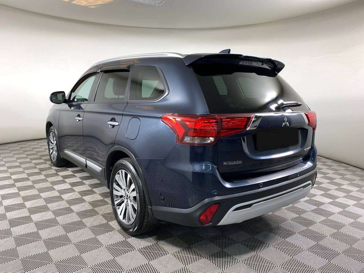 Mitsubishi Outlander, 2020 Фото №7