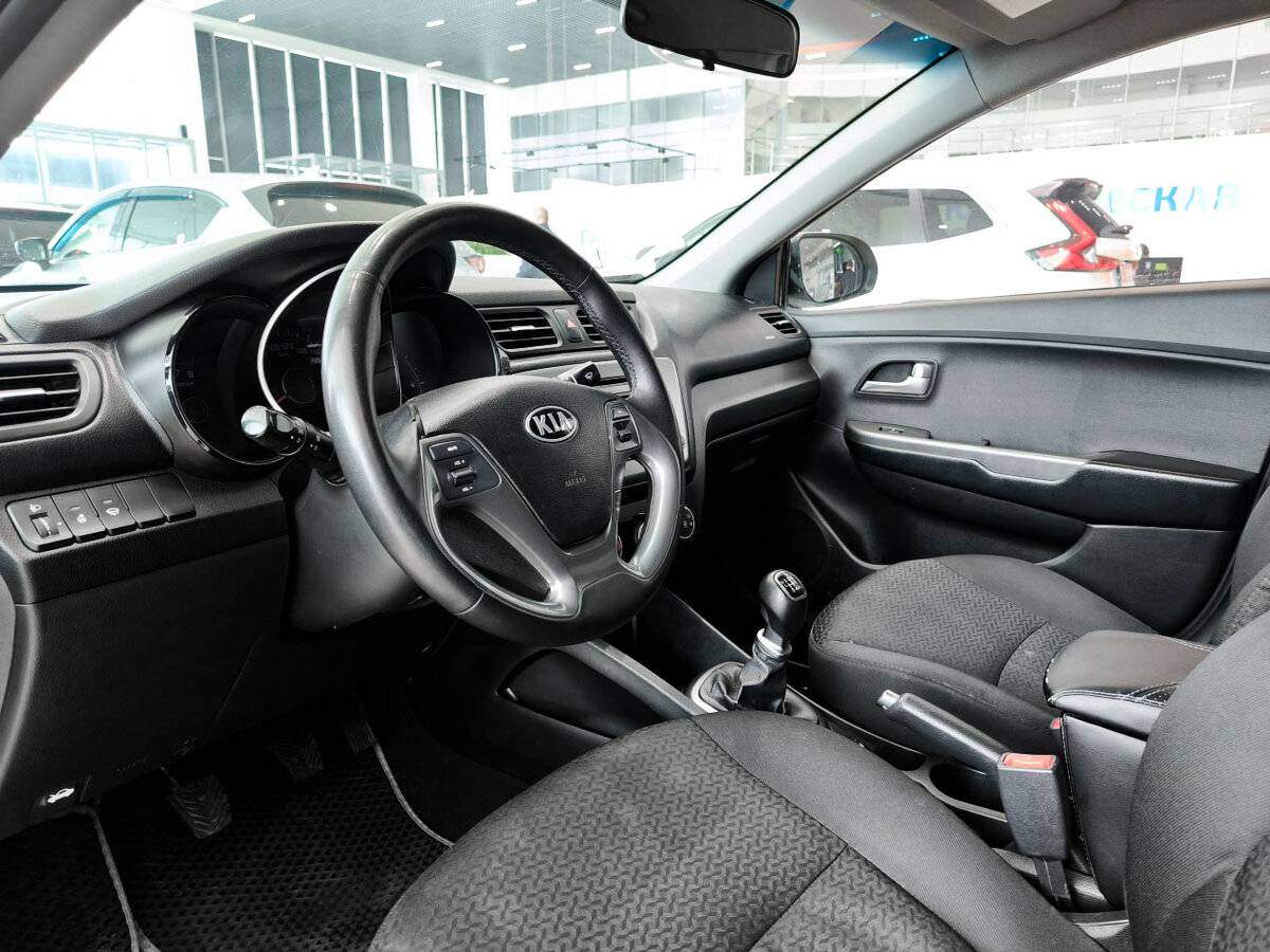 Kia Rio, 2016 Фото №16