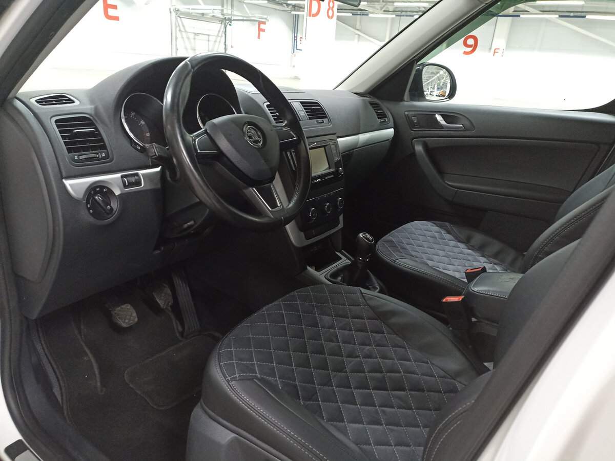 Skoda Yeti, 2015 Фото №16