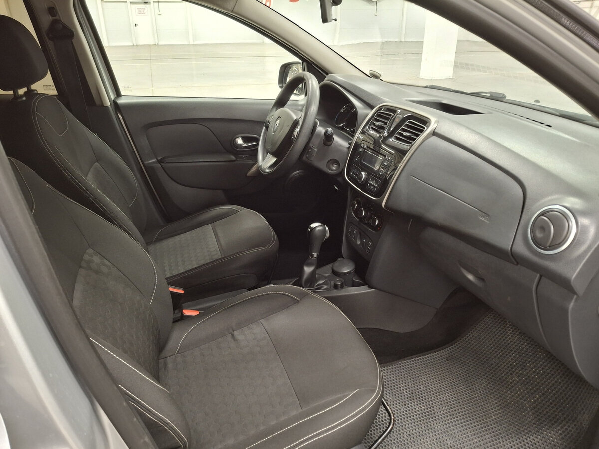 Renault Logan II, 2015 Фото №11