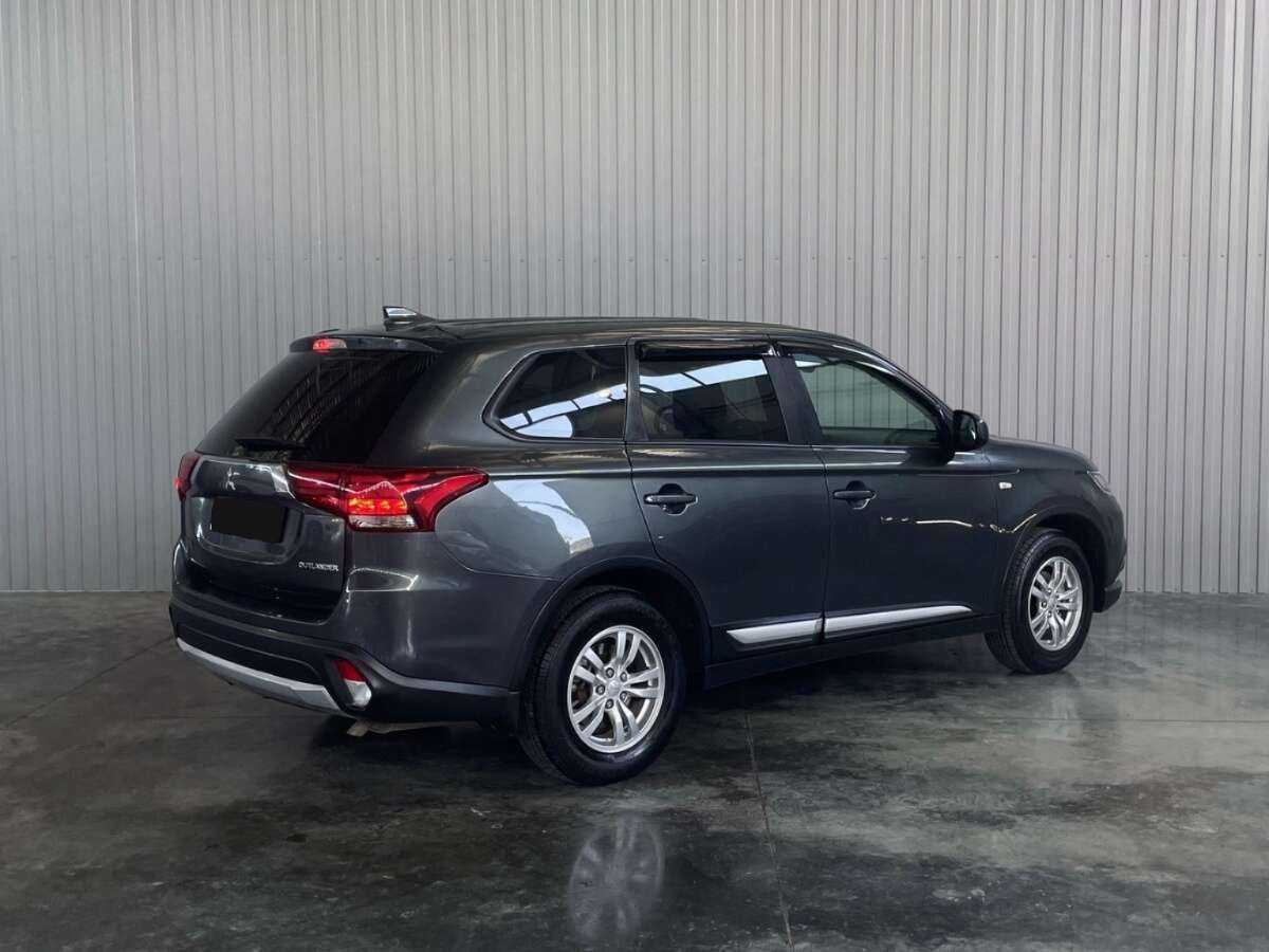Mitsubishi Outlander, 2018 Фото №5