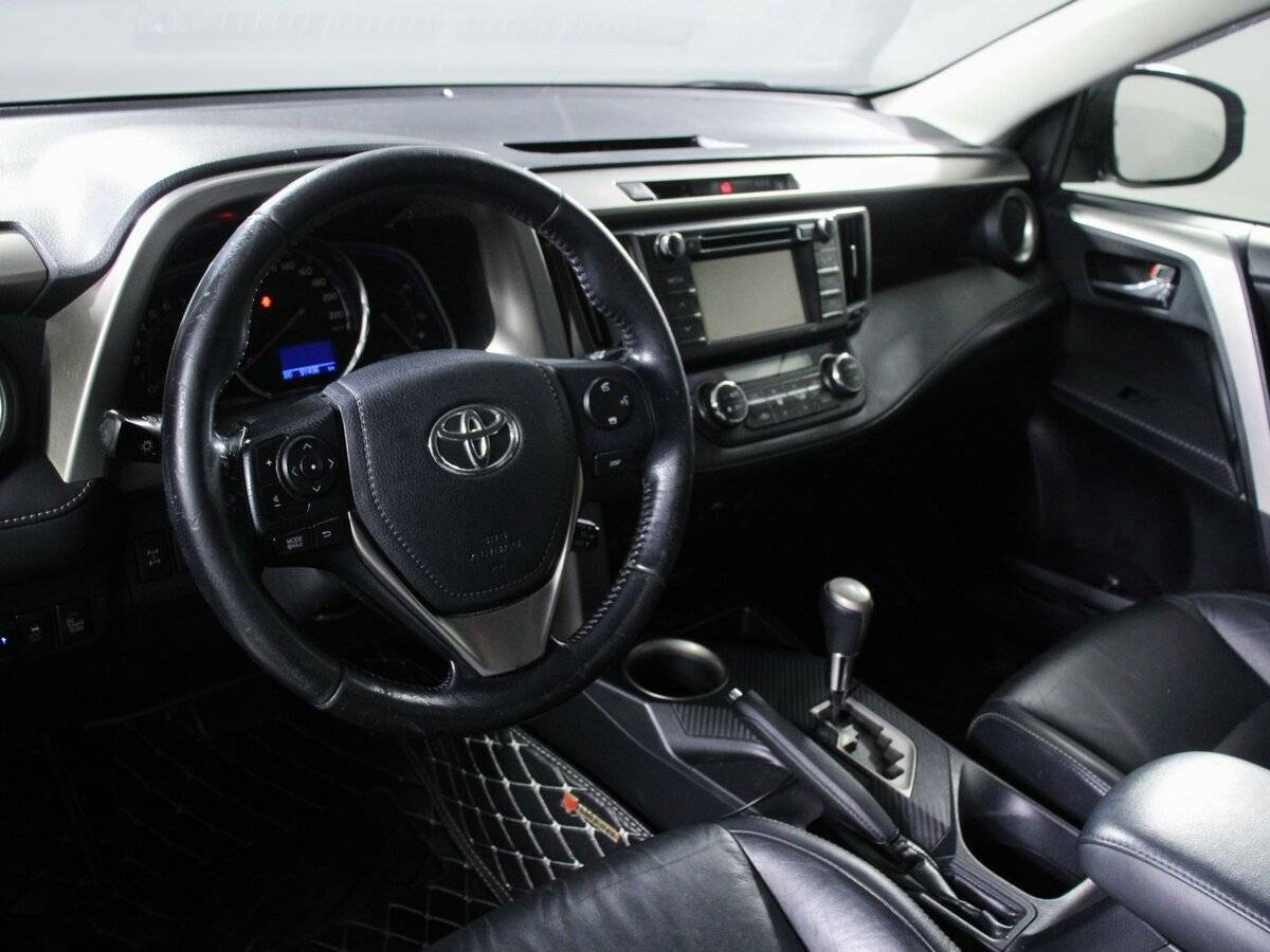 Toyota RAV4, 2013 Фото №11