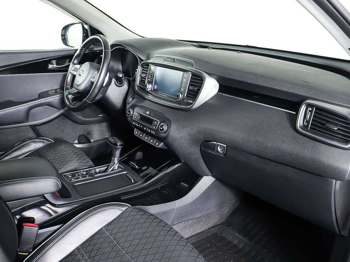Kia Sorento, 2019 Фото №9