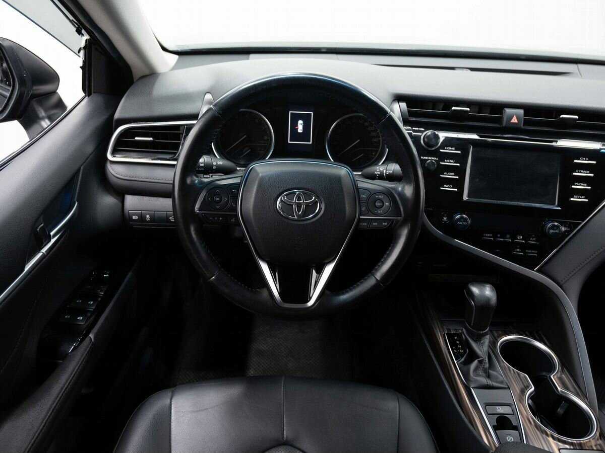 Toyota Camry, 2019 Фото №15