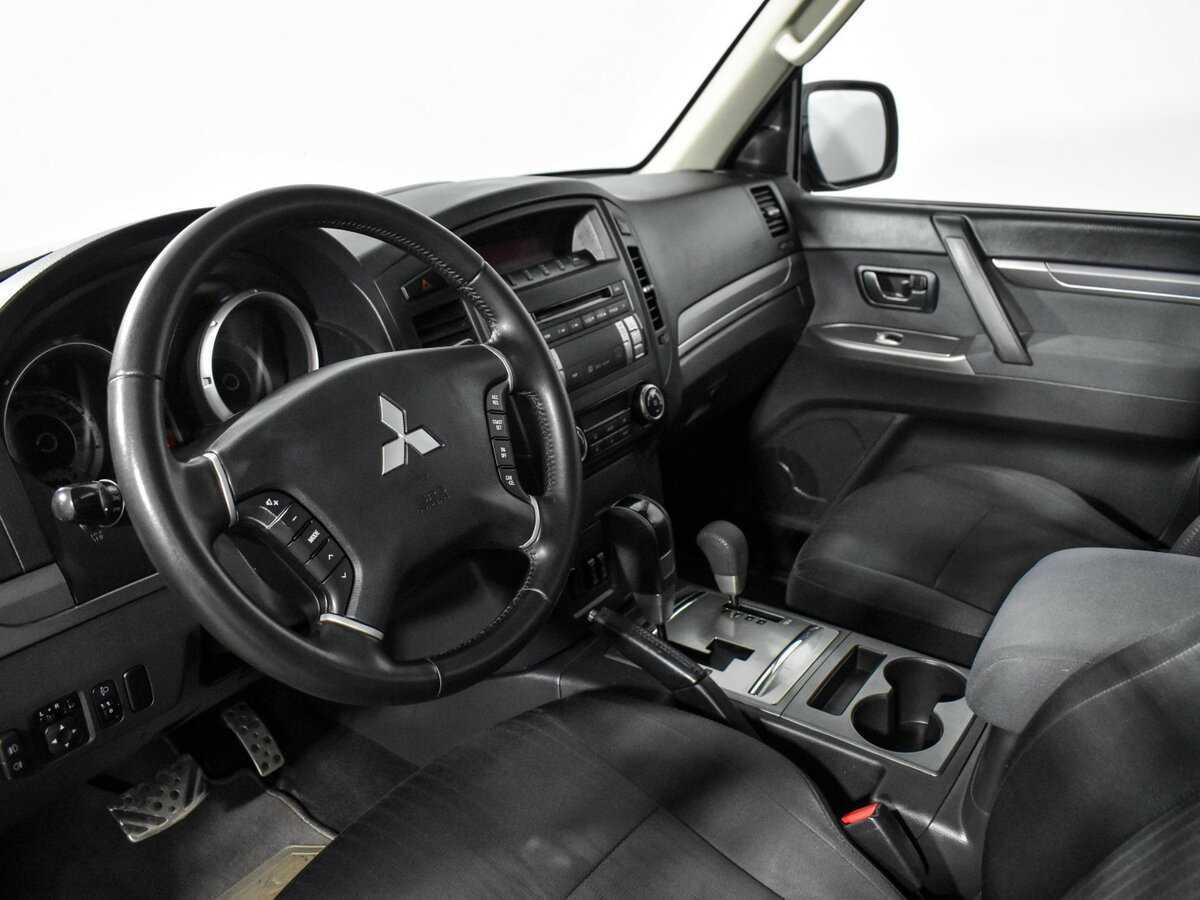 Mitsubishi Pajero, 2013 Фото №7