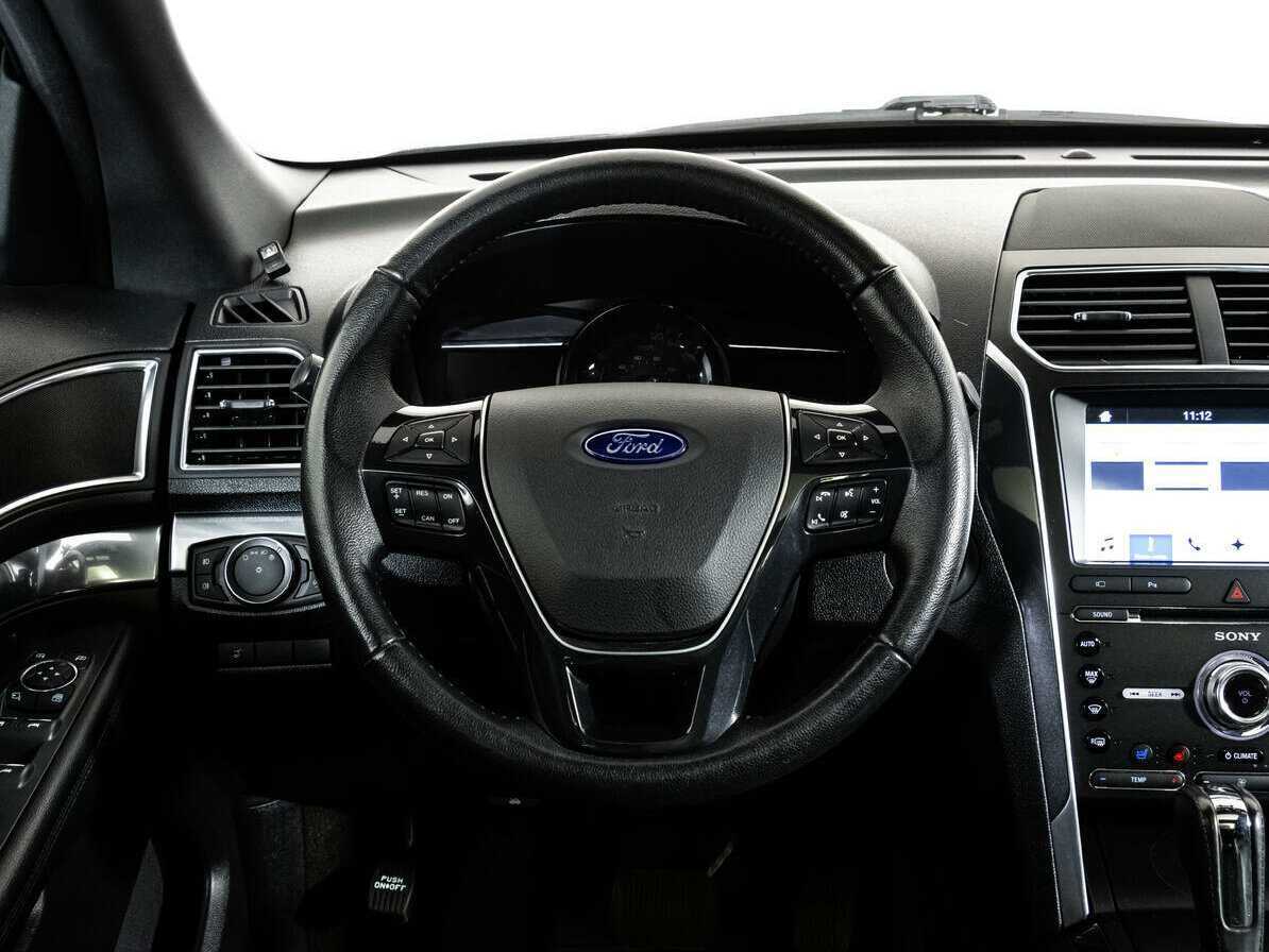 Ford Explorer, 2017 Фото №10