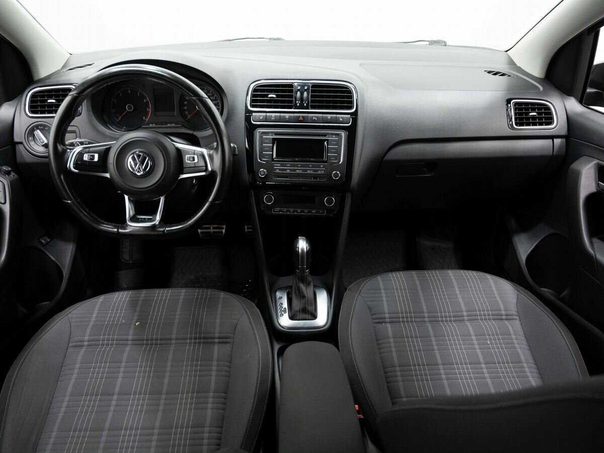 Volkswagen Polo, 2016 Фото №13