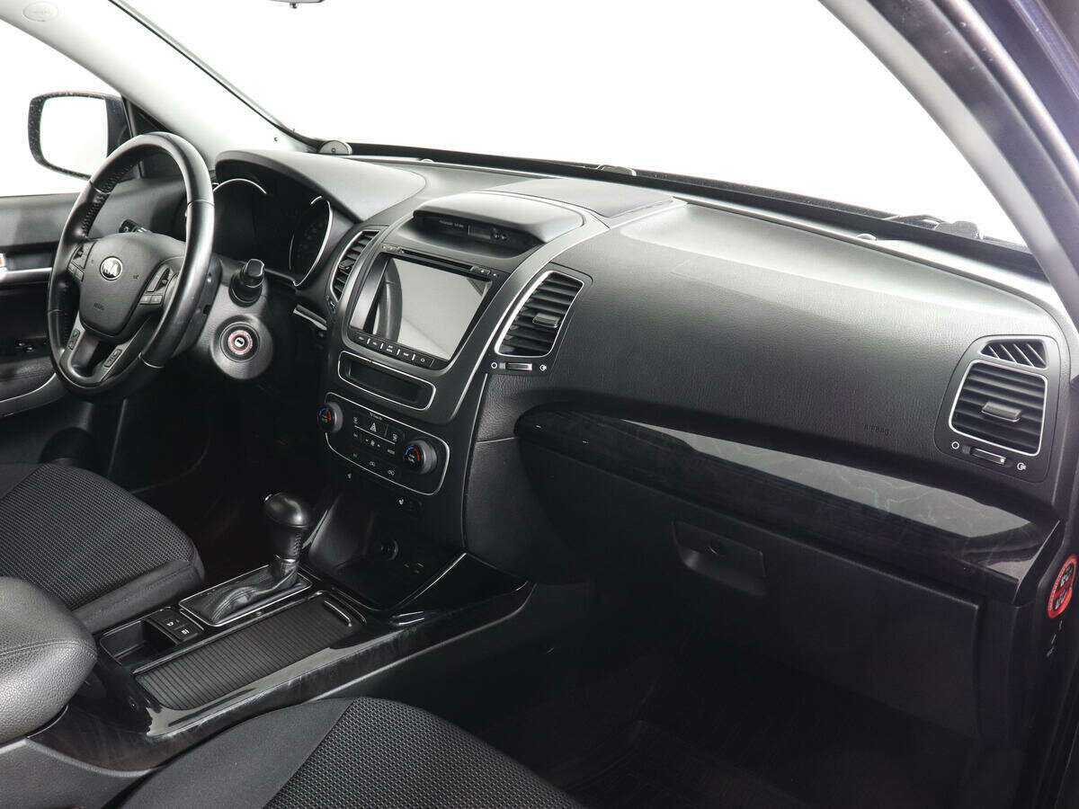 Kia Sorento, 2018 Фото №10