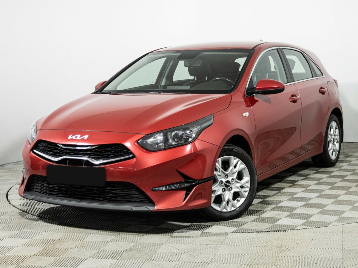 Kia Ceed III Рестайлинг, 2022 Фото №1