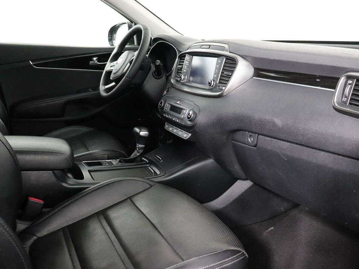 Kia Sorento, 2018 Фото №7