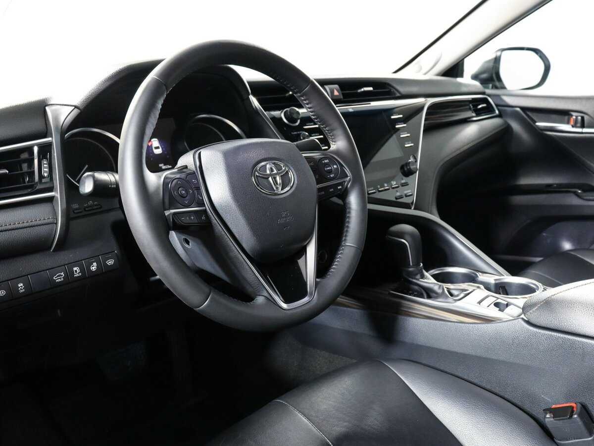 Toyota Camry, 2019 Фото №11