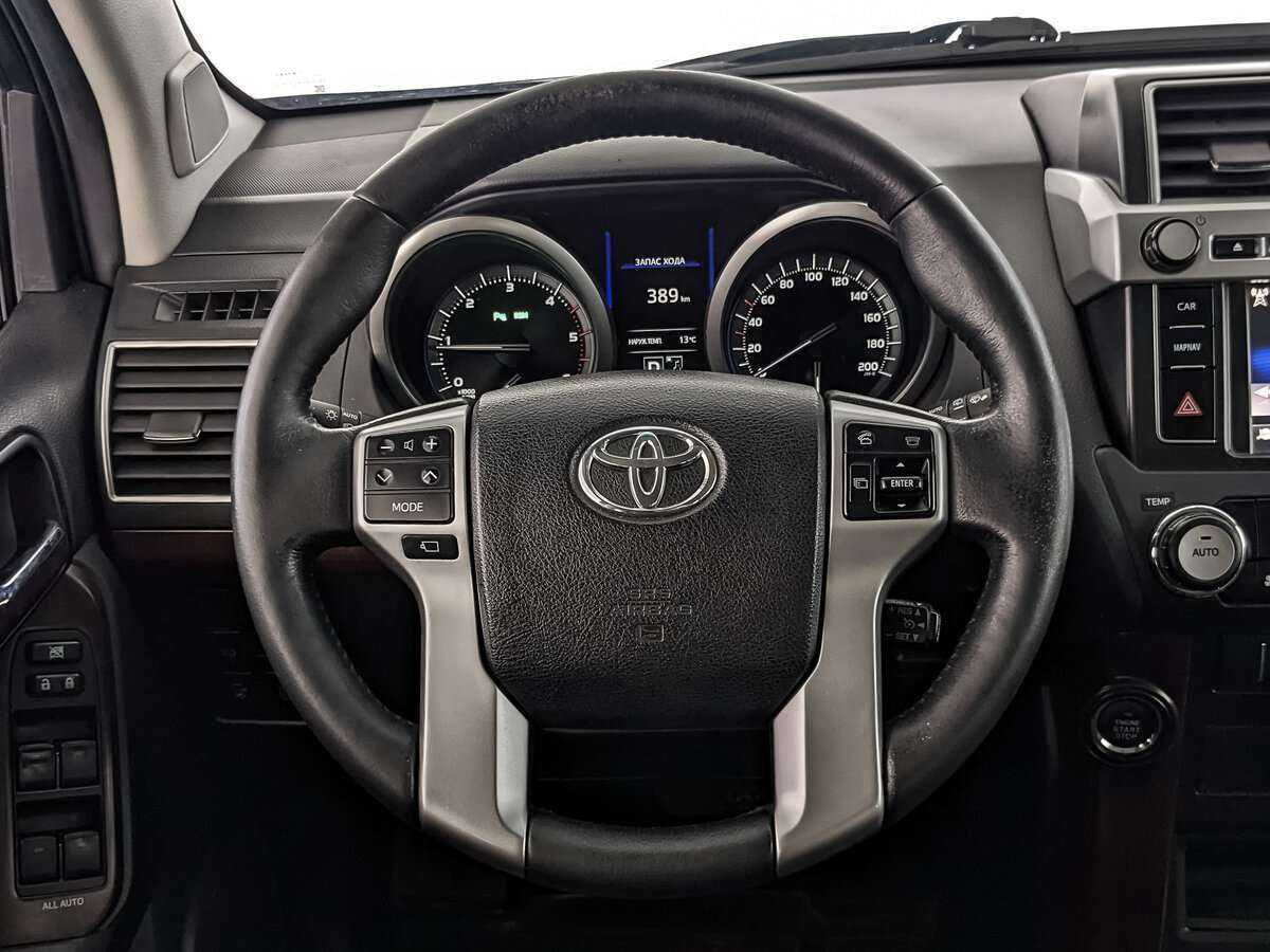 Toyota Land Cruiser Prado, 2016 Фото №16